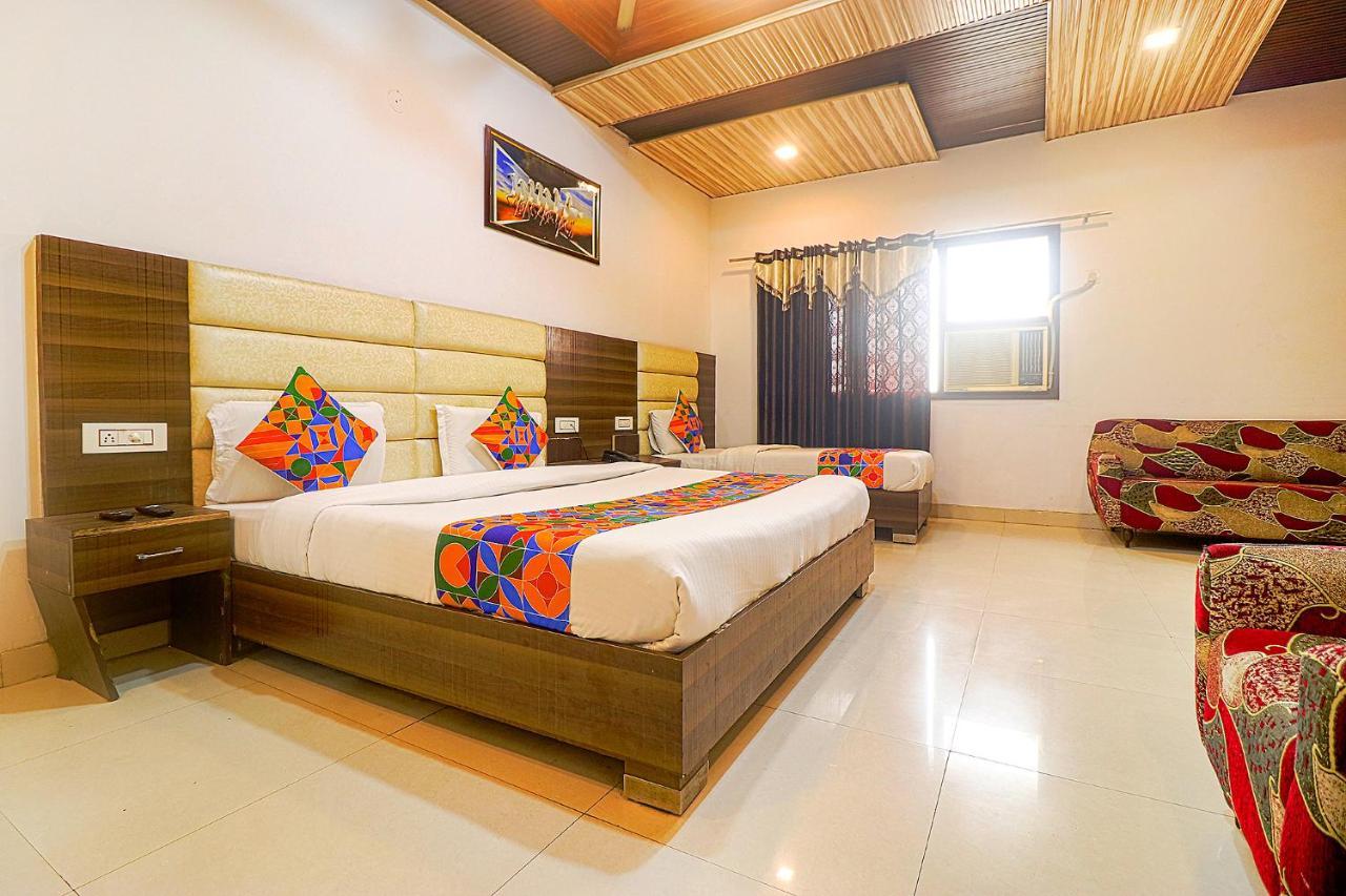 Fabhotel Star Metro Inn Amritsar Exterior photo
