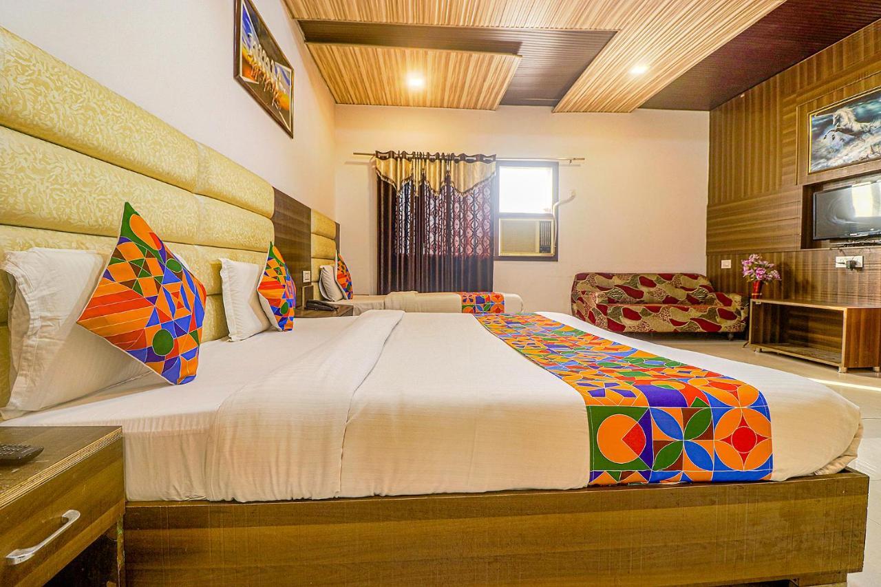 Fabhotel Star Metro Inn Amritsar Exterior photo