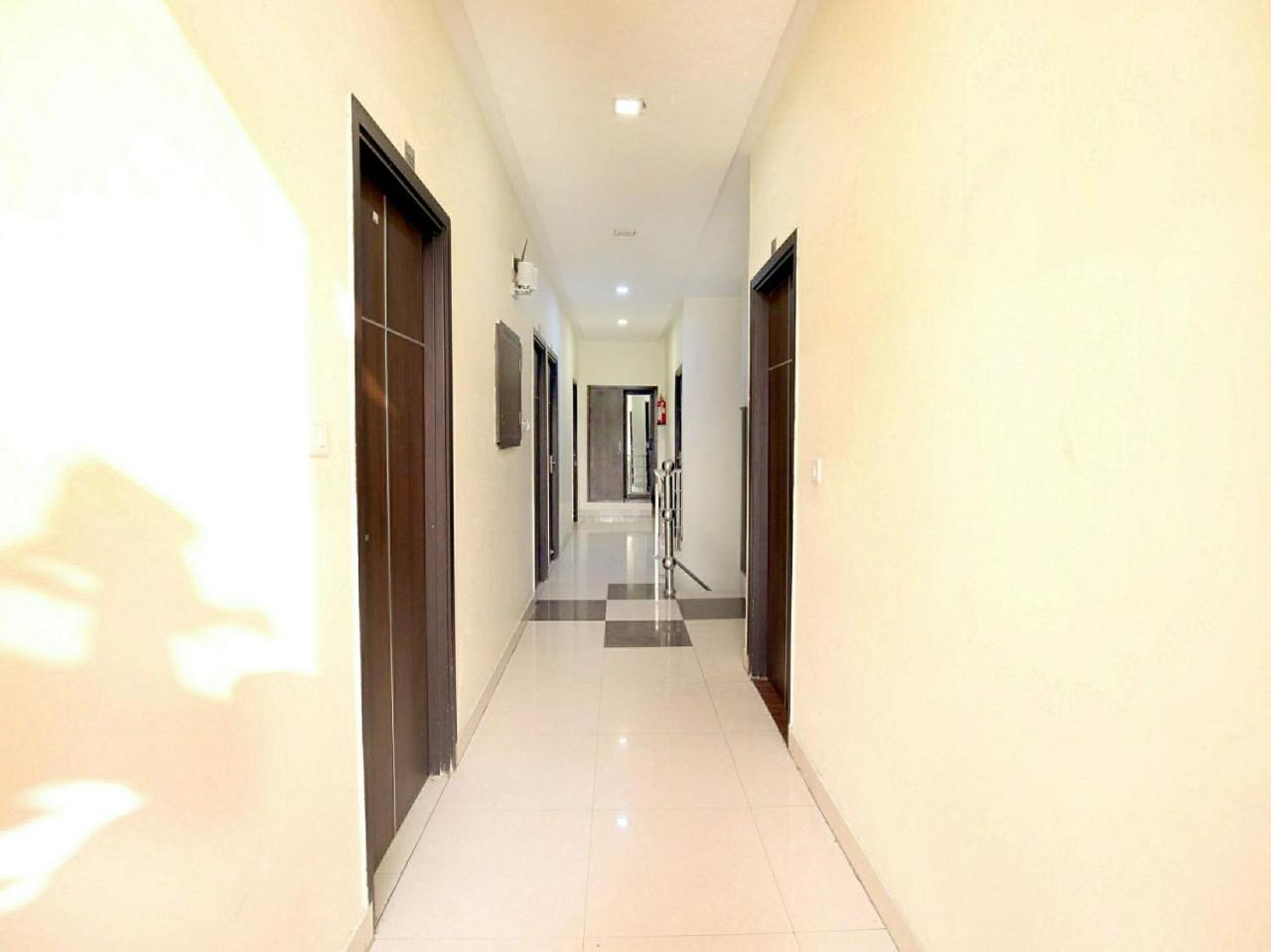 Fabhotel Star Metro Inn Amritsar Exterior photo