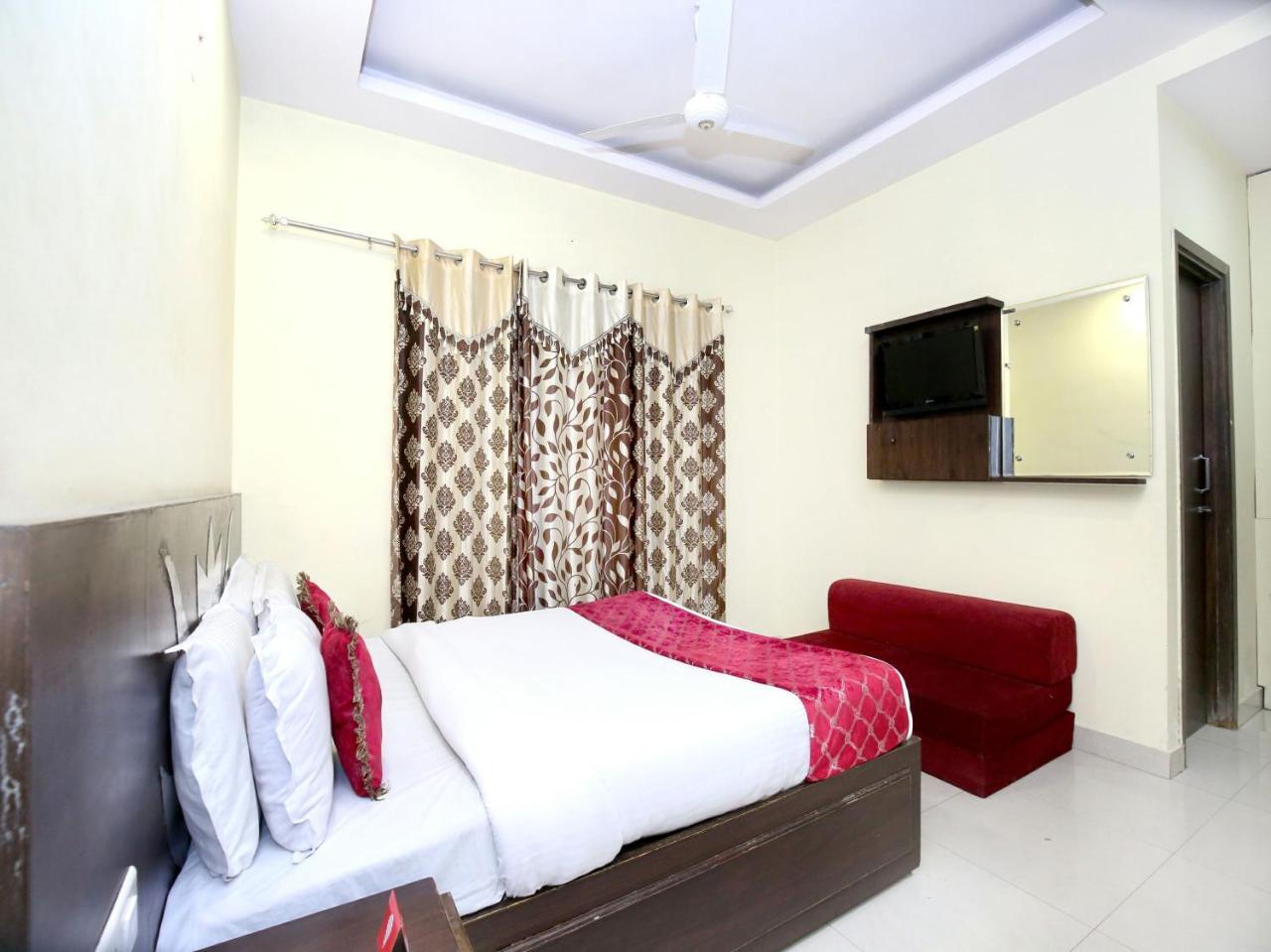 Fabhotel Star Metro Inn Amritsar Exterior photo